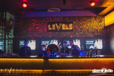 Powderpuff นำเสนอ Pink on Pink ที่ V-Club | เลเวลส์ — photo 5