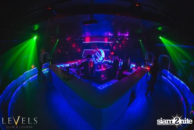 Powderpuff นำเสนอ Pink on Pink ที่ V-Club | เลเวลส์ — photo 8