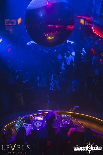 Powderpuff นำเสนอ Pink on Pink ที่ V-Club | เลเวลส์ — photo 20