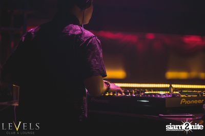 Powderpuff นำเสนอ Pink on Pink ที่ V-Club | เลเวลส์ — photo 29