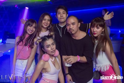 Powderpuff นำเสนอ Pink on Pink ที่ V-Club | เลเวลส์ — photo 31