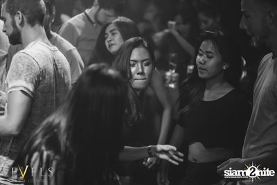 Powderpuff นำเสนอ Pink on Pink ที่ V-Club | เลเวลส์ — photo 33
