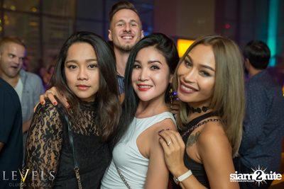 Powderpuff นำเสนอ Pink on Pink ที่ V-Club | เลเวลส์ — photo 34