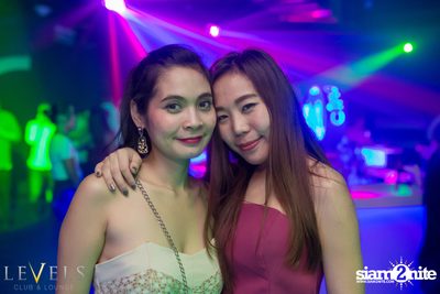 Powderpuff นำเสนอ Pink on Pink ที่ V-Club | เลเวลส์ — photo 63