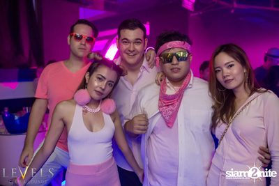 Powderpuff นำเสนอ Pink on Pink ที่ V-Club | เลเวลส์ — photo 73