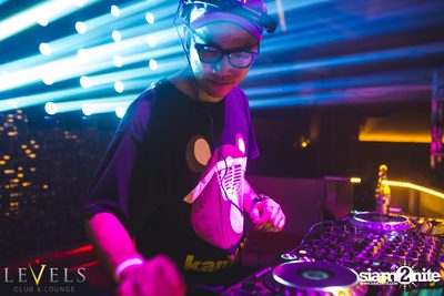 Powderpuff นำเสนอ Pink on Pink ที่ V-Club | เลเวลส์ — photo 78