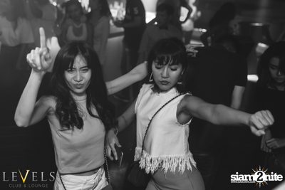Powderpuff นำเสนอ Pink on Pink ที่ V-Club | เลเวลส์ — photo 79