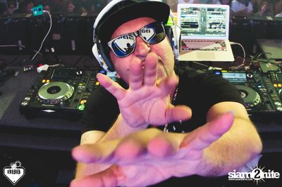Bang Bang Bang & Twopee Southside at Illuzion Phuket — photo 4