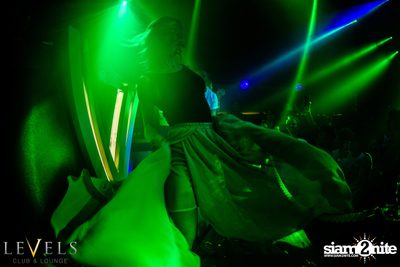 GlowInTheDark (DJs) ที่ เลเวลส์ — photo 11