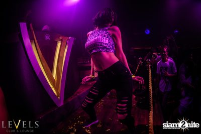 GlowInTheDark (DJs) ที่ เลเวลส์ — photo 12