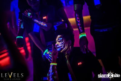 GlowInTheDark (DJs) ที่ เลเวลส์ — photo 35