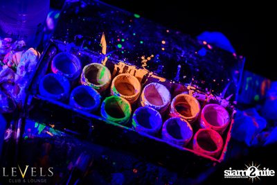 GlowInTheDark (DJs) ที่ เลเวลส์ — photo 36
