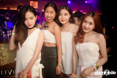 GlowInTheDark (DJs) ที่ เลเวลส์ — photo 58