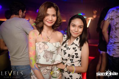 GlowInTheDark (DJs) ที่ เลเวลส์ — photo 72