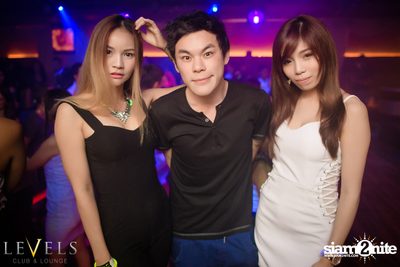GlowInTheDark (DJs) ที่ เลเวลส์ — photo 73