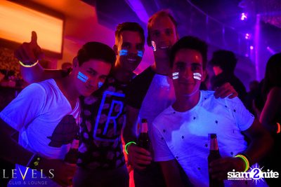 GlowInTheDark (DJs) ที่ เลเวลส์ — photo 84