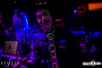 GlowInTheDark (DJs) ที่ เลเวลส์ — photo 86