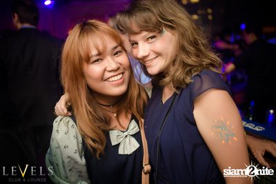 GlowInTheDark (DJs) ที่ เลเวลส์ — photo 87