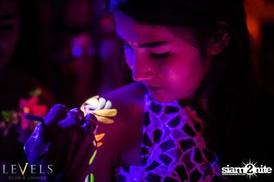 GlowInTheDark (DJs) ที่ เลเวลส์ — photo 99