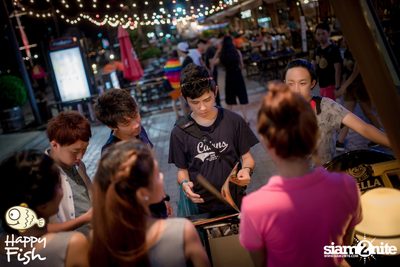 คืนวันศุกร์ ที่ร้าน แฮปปี้ ฟิช, เอเชีย ทีค เดอะ ริเวอร์ฟร้อนท์ — photo 5