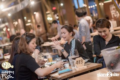 คืนวันศุกร์ ที่ร้าน แฮปปี้ ฟิช, เอเชีย ทีค เดอะ ริเวอร์ฟร้อนท์ — photo 20