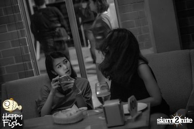 คืนวันศุกร์ ที่ร้าน แฮปปี้ ฟิช, เอเชีย ทีค เดอะ ริเวอร์ฟร้อนท์ — photo 35