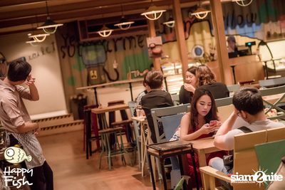 คืนวันศุกร์ ที่ร้าน แฮปปี้ ฟิช, เอเชีย ทีค เดอะ ริเวอร์ฟร้อนท์ — photo 41