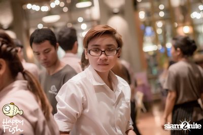 คืนวันศุกร์ ที่ร้าน แฮปปี้ ฟิช, เอเชีย ทีค เดอะ ริเวอร์ฟร้อนท์ — photo 46