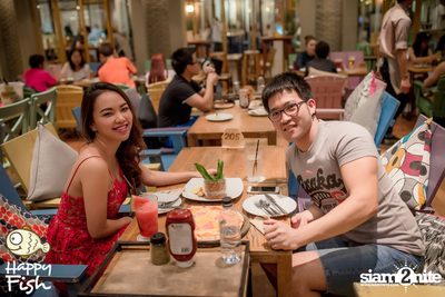 คืนวันศุกร์ ที่ร้าน แฮปปี้ ฟิช, เอเชีย ทีค เดอะ ริเวอร์ฟร้อนท์ — photo 49