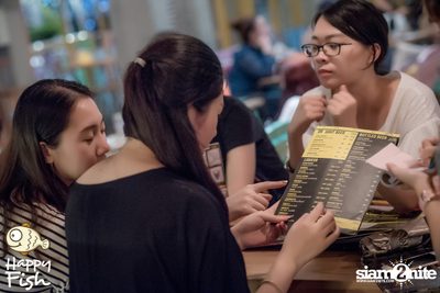 คืนวันศุกร์ ที่ร้าน แฮปปี้ ฟิช, เอเชีย ทีค เดอะ ริเวอร์ฟร้อนท์ — photo 51