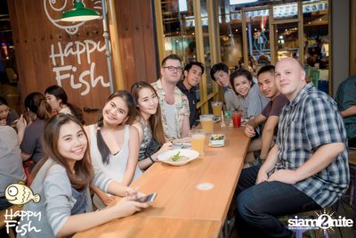 คืนวันศุกร์ ที่ร้าน แฮปปี้ ฟิช, เอเชีย ทีค เดอะ ริเวอร์ฟร้อนท์ — photo 62