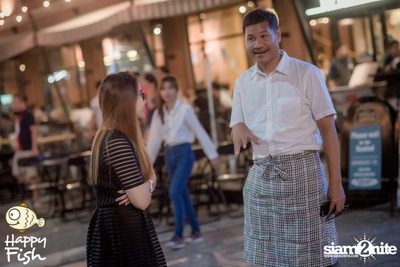 คืนวันศุกร์ ที่ร้าน แฮปปี้ ฟิช, เอเชีย ทีค เดอะ ริเวอร์ฟร้อนท์ — photo 65