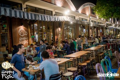คืนวันศุกร์ ที่ร้าน แฮปปี้ ฟิช, เอเชีย ทีค เดอะ ริเวอร์ฟร้อนท์ — photo 67