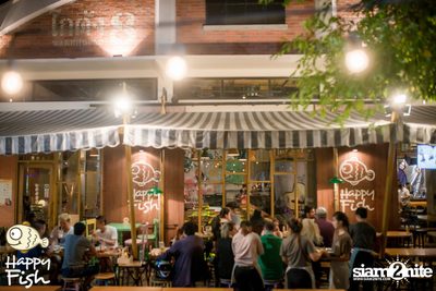 คืนวันศุกร์ ที่ร้าน แฮปปี้ ฟิช, เอเชีย ทีค เดอะ ริเวอร์ฟร้อนท์ — photo 68