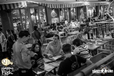 คืนวันศุกร์ ที่ร้าน แฮปปี้ ฟิช, เอเชีย ทีค เดอะ ริเวอร์ฟร้อนท์ — photo 69