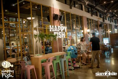 คืนวันศุกร์ ที่ร้าน แฮปปี้ ฟิช, เอเชีย ทีค เดอะ ริเวอร์ฟร้อนท์ — photo 72