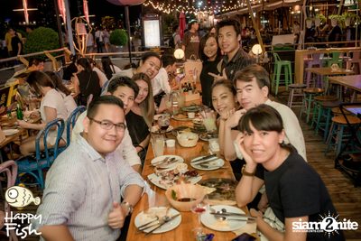 คืนวันศุกร์ ที่ร้าน แฮปปี้ ฟิช, เอเชีย ทีค เดอะ ริเวอร์ฟร้อนท์ — photo 83