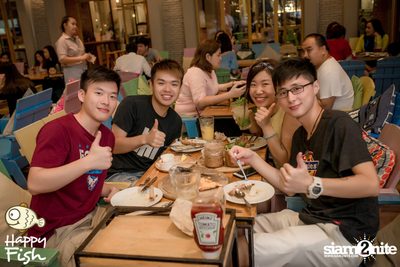 คืนวันศุกร์ ที่ร้าน แฮปปี้ ฟิช, เอเชีย ทีค เดอะ ริเวอร์ฟร้อนท์ — photo 86