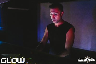 Retox Sessions presents Loco & Jam at Glow — photo 1