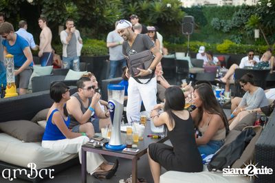 amWet & Ful Metal Dojo Pool Party ที่ แอมบาร์ — photo 46