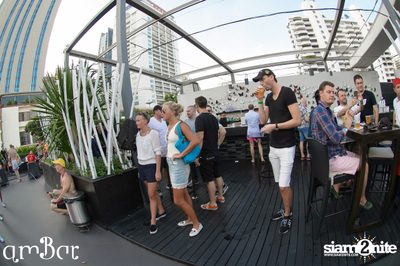amWet & Ful Metal Dojo Pool Party ที่ แอมบาร์ — photo 62