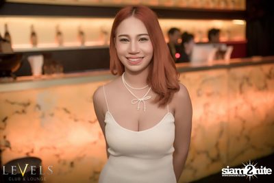 Christy Million ที่ เลเวลส์ — photo 15