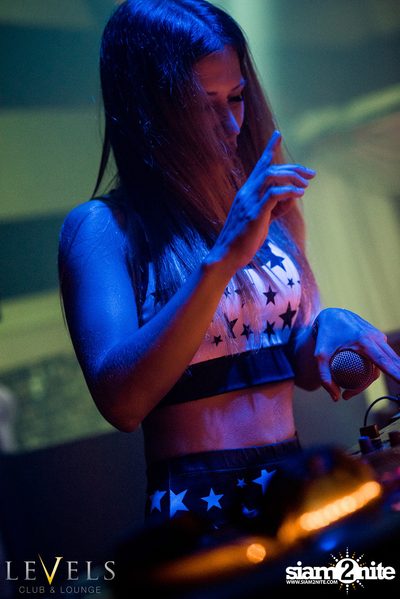 Christy Million ที่ เลเวลส์ — photo 120