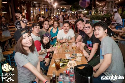 คืนวันศุกร์ ที่ร้าน แฮปปี้ ฟิช, เอเชีย ทีค เดอะ ริเวอร์ฟร้อนท์ — photo 47