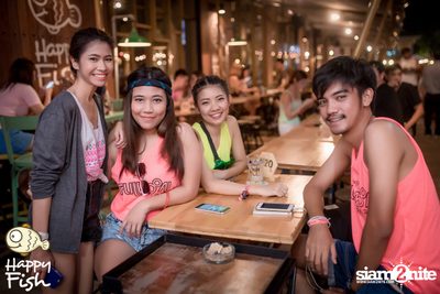 คืนวันศุกร์ ที่ร้าน แฮปปี้ ฟิช, เอเชีย ทีค เดอะ ริเวอร์ฟร้อนท์ — photo 69