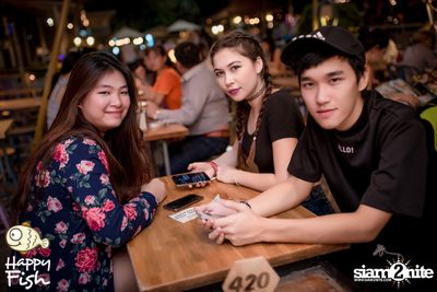 คืนวันศุกร์ ที่ร้าน แฮปปี้ ฟิช, เอเชีย ทีค เดอะ ริเวอร์ฟร้อนท์ — photo 91