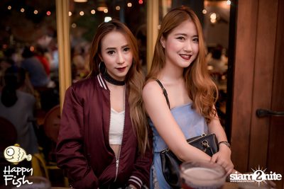 คืนวันศุกร์ ที่ร้าน แฮปปี้ ฟิช, เอเชีย ทีค เดอะ ริเวอร์ฟร้อนท์ — photo 93