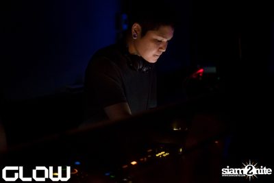 Superstar Panda & Ellie at GLOW — photo 3