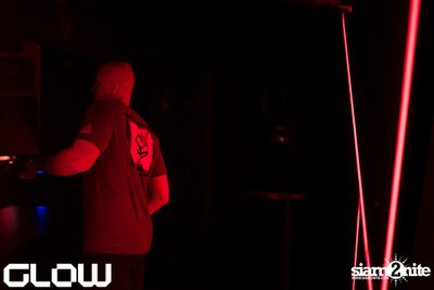 Superstar Panda & Ellie at GLOW — photo 17