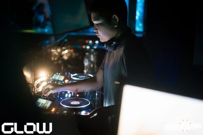 Superstar Panda & Ellie at GLOW — photo 18